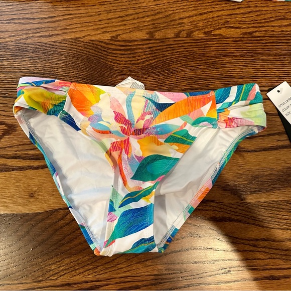 BNWT La Blanca bikini.  Size 6 - Picture 3 of 6